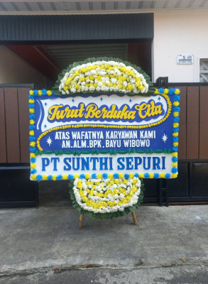 Papan Bunga Duka di Panceng