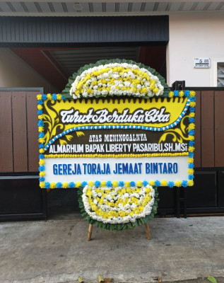 Papan Bunga Duka di Panceng