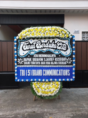 Papan Bunga Duka di Panceng